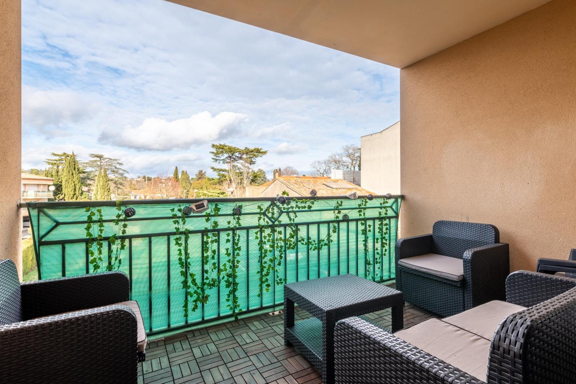 L'Ecrin Jardin Des Remparts - Parking Prive - Terrasse Apartment Carcassonne Luaran gambar